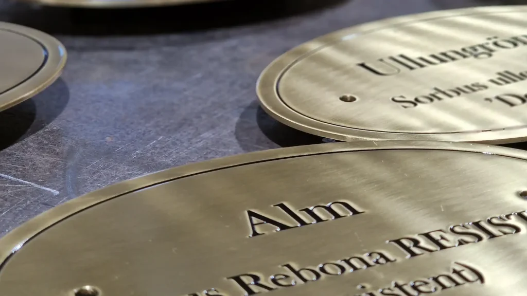 Graverad skylt - oval